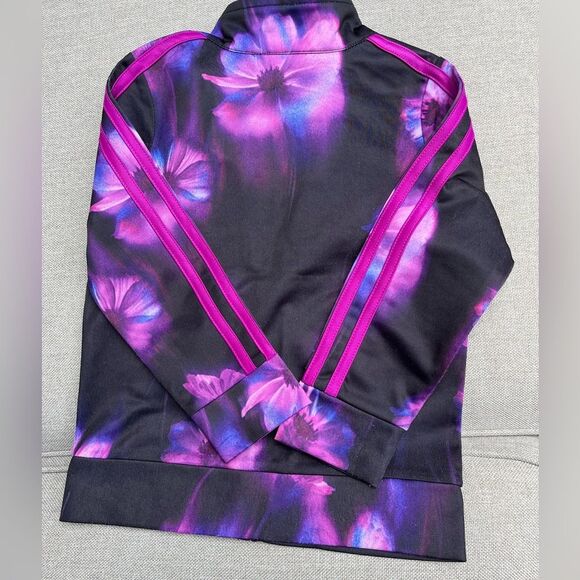 Adidas purple flower pattern 2-piece set,full zipper jacket, cuffed pants,2T/2TL - Picture 6 of 9